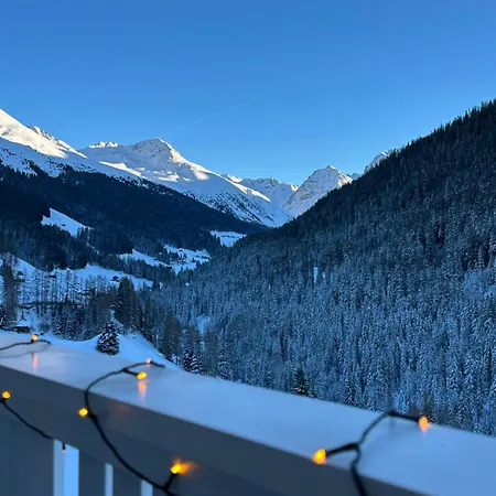 Bijou Clavadel * Davos